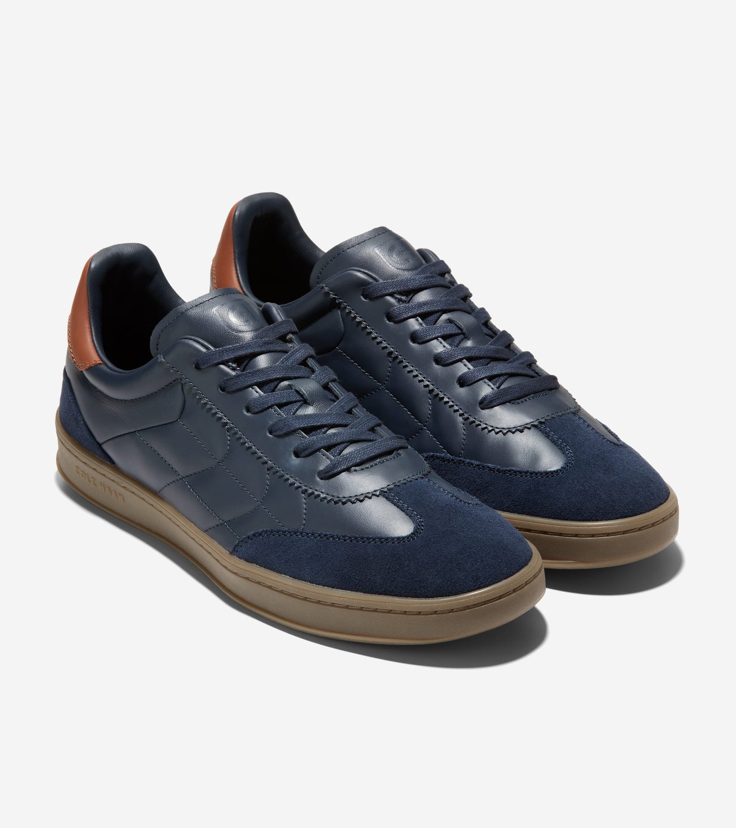C38051:NAVY/CH BRITISH TAN/ DK GUM T