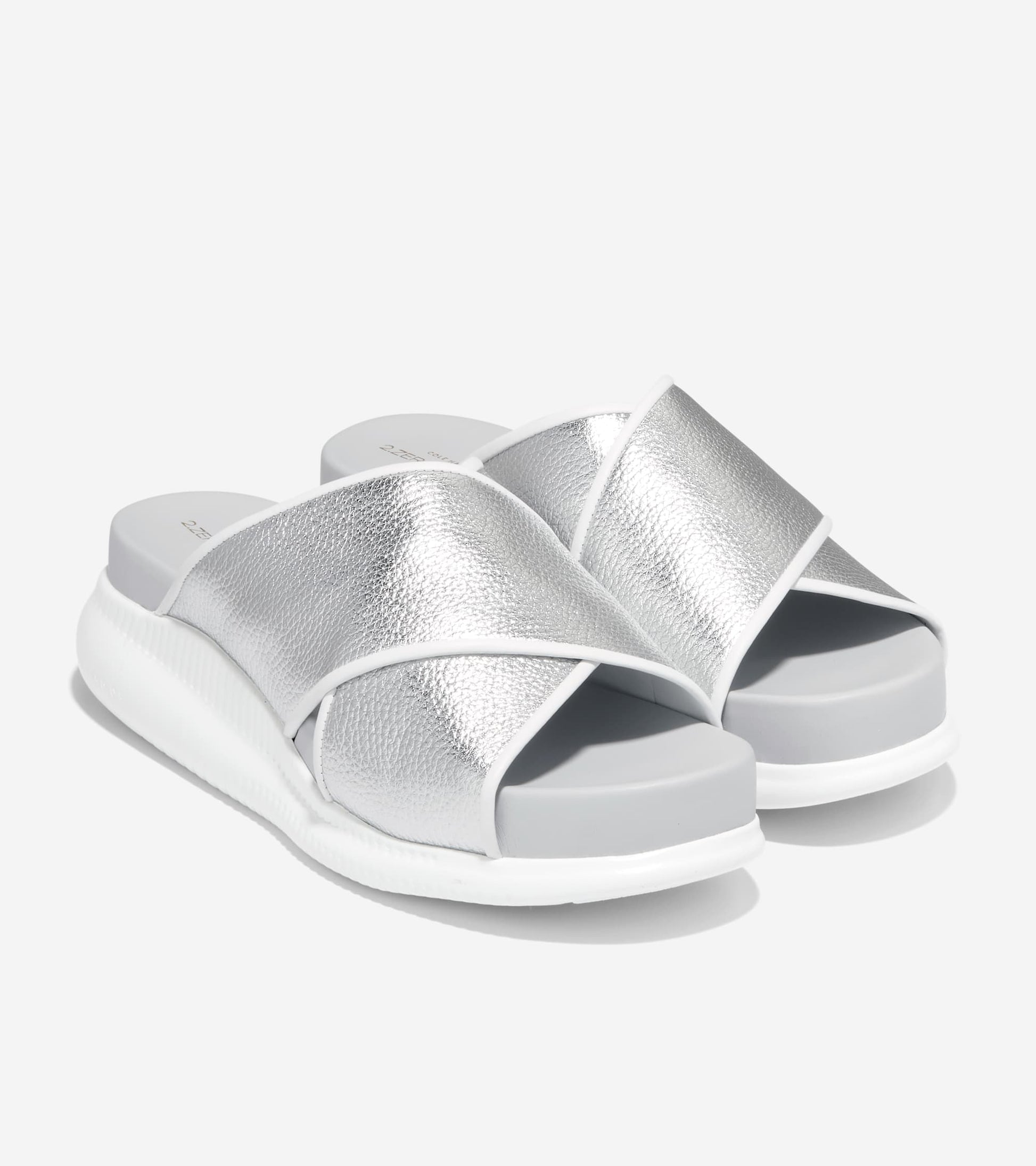 W25212:SILVER/ WHT LINING/ MICROCHIP FB+GLD LOGO/ WHT MIDSOLE