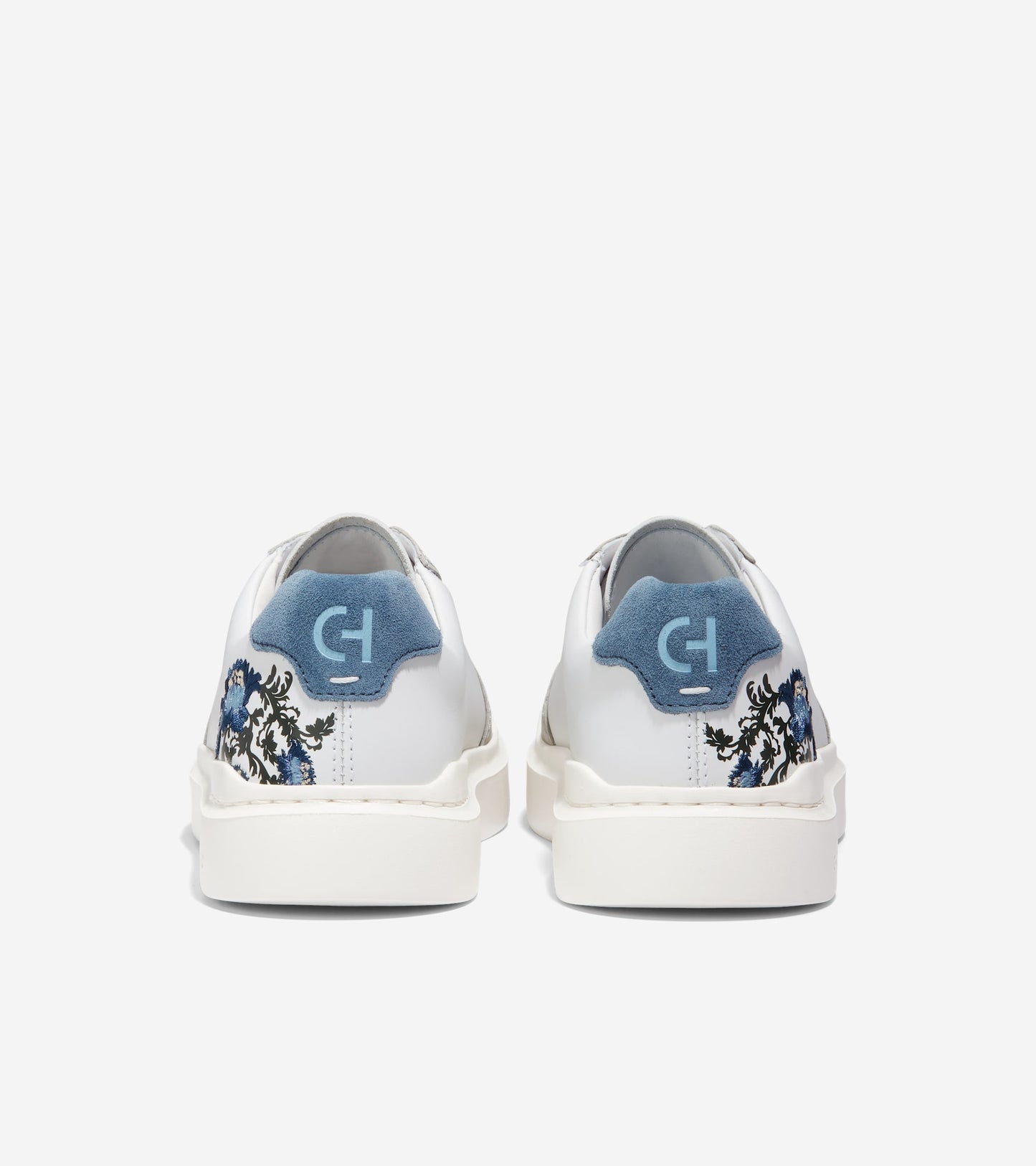 W26486:OPTIC WHITE/HARBOR  MIST/IVORY/ FLORAL CHINA BLUE