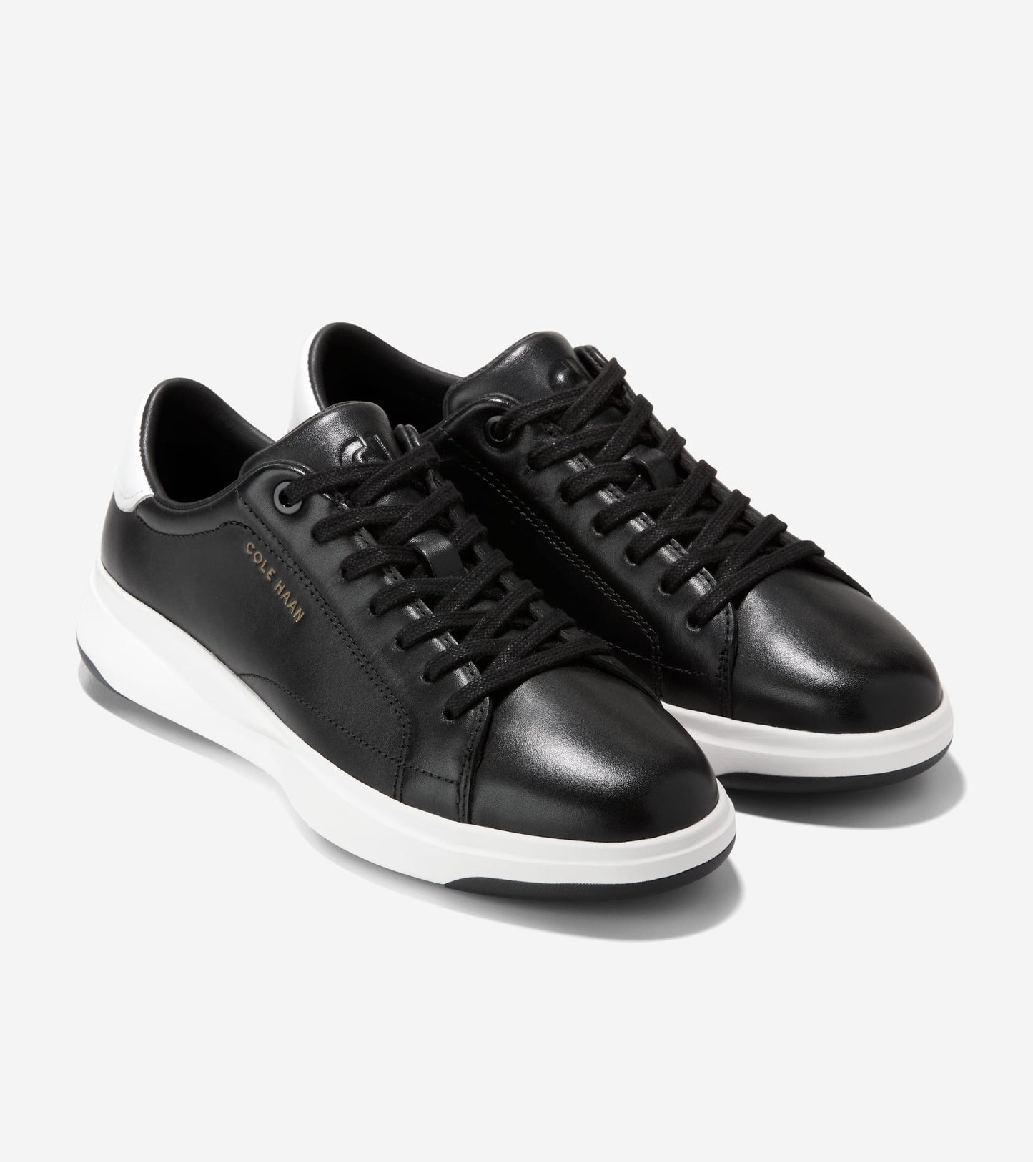 W35499:BLACK/WHITE LEATHER